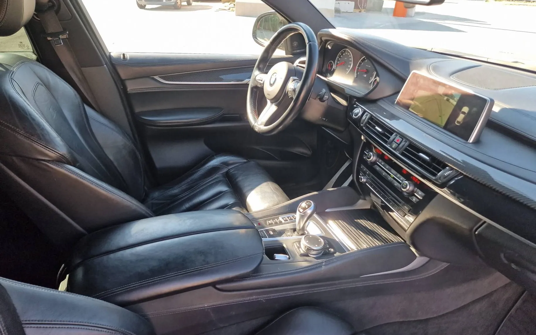 Notranja slika - BMW serija X6: - M Avt... - 9