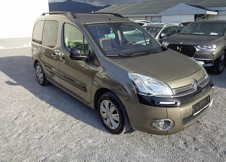 Zunanja slika - Citroën Berlingo - 1.6hdi 90hp - N1 - VLEČNA KLJUKA- ODBITEK DDV - 2