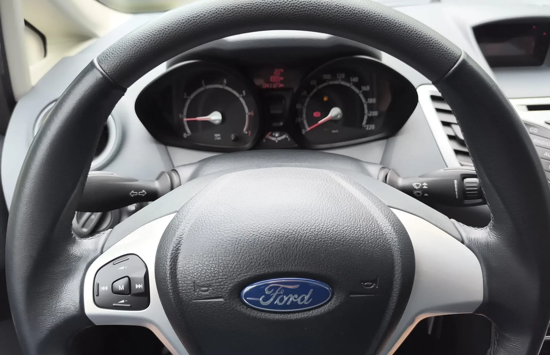 Zunanja slika - Ford Fiesta - Trend 1.4 16V-SLO-1.LAST.-SAMO 41TKM-KOT NOVA - 9