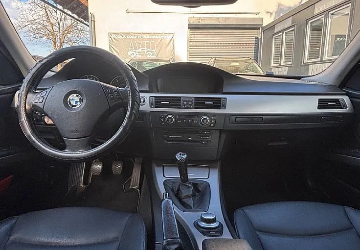 Zunanja slika - BMW Serija 3 - Touring:   318d Touring - 10