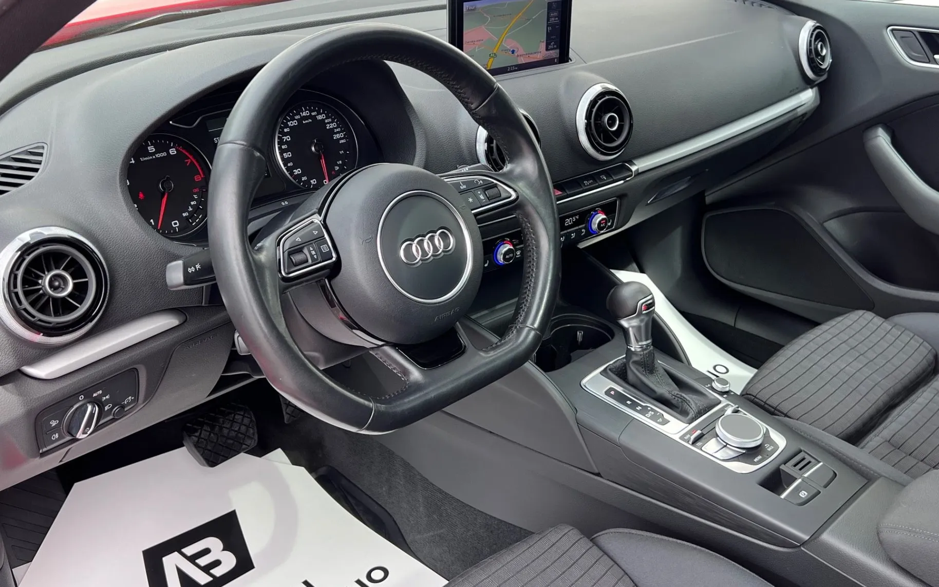 Notranja slika - Audi A3 - ACC+MATRIX+EL.STREŠNO OKNO+S tronic... - 10
