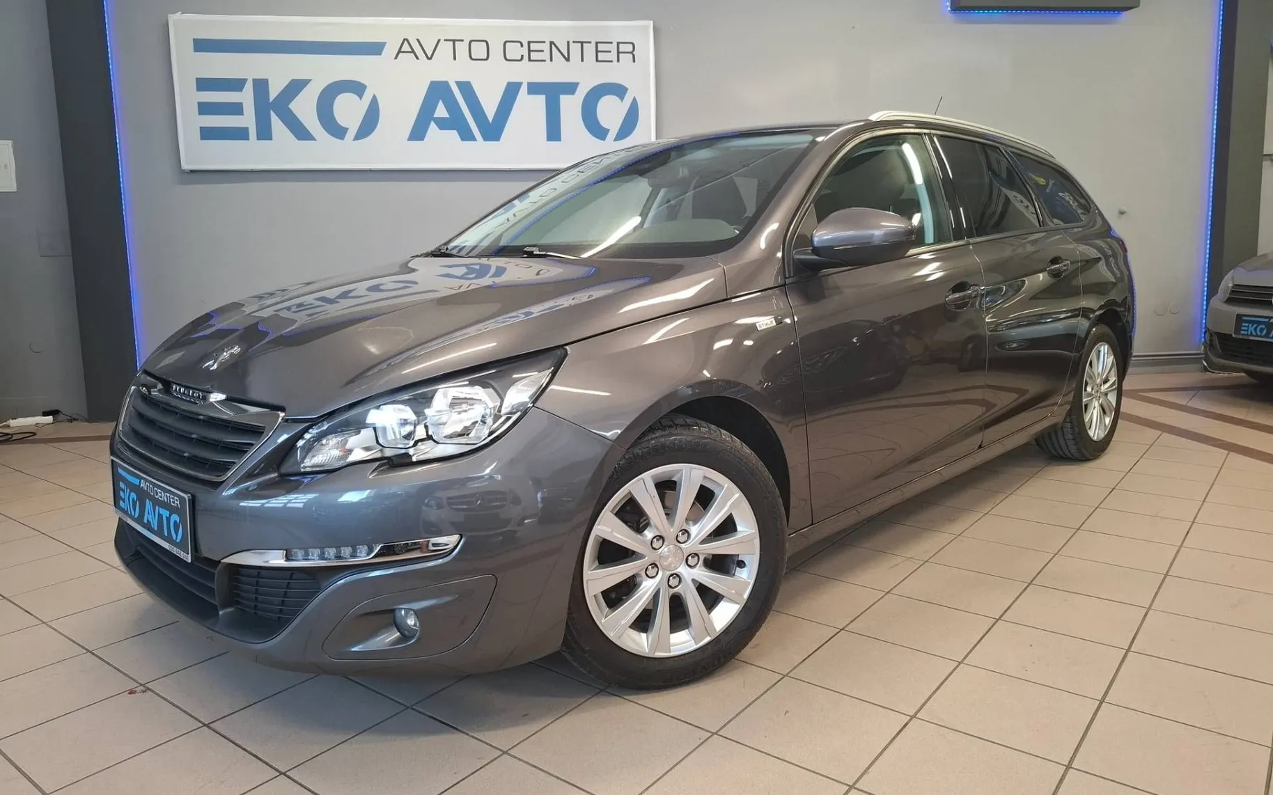 Zunanja slika - Peugeot 308 - SW 1.2 Active-KREDIT BREZ POLOGA-KOT NOV-SLO - 1
