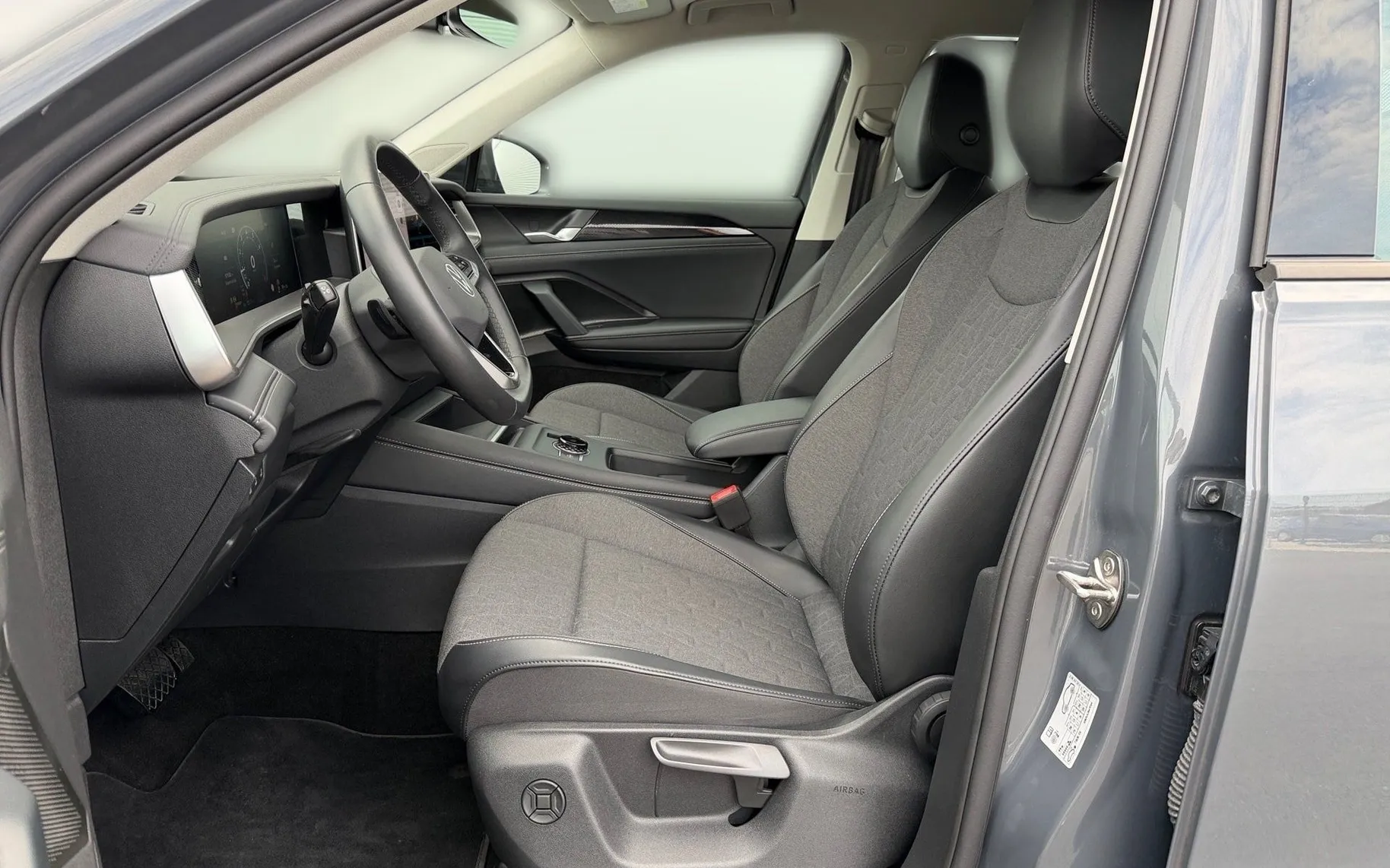 Notranja slika - Volkswagen Tayron - 1.5 eTSI BMT Life DSG 7sedežev-Vl.kljuka-Mrtvi kot - 7