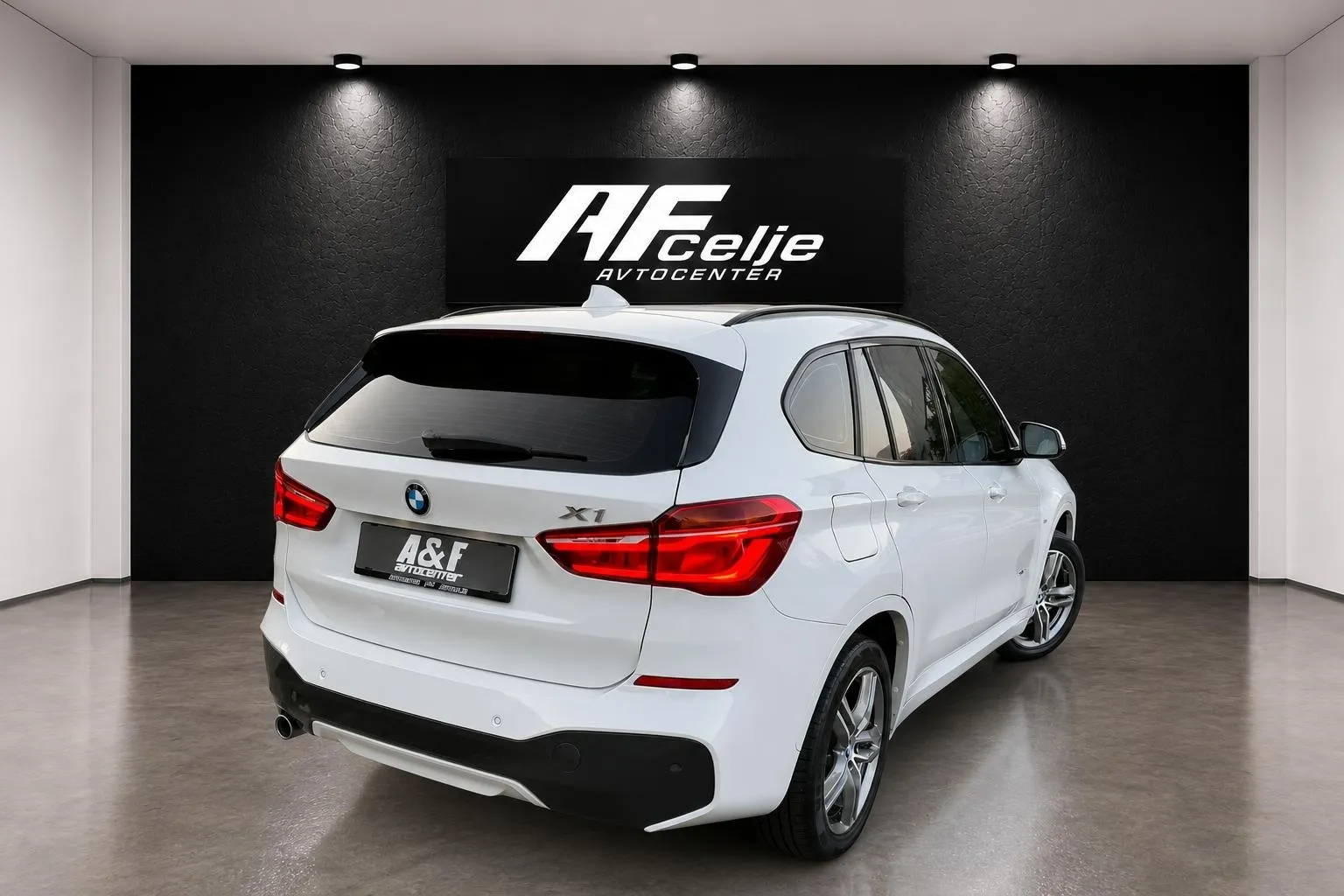 Zunanja slika - BMW serija X1: - sDrive 18d-M PAKET-FUL LED-LIZING ZA TUJCE-PDC- - 5