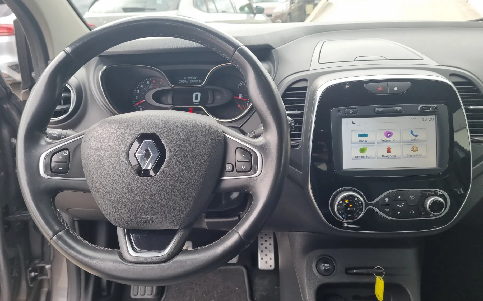 Zunanja slika - Renault Captur - TCe 90 Energy Intens 45396 KM - 11