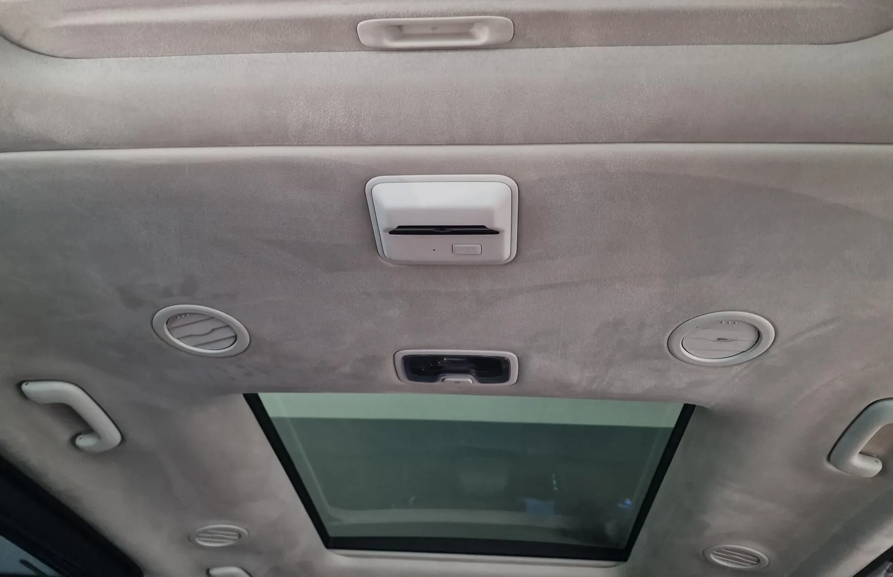 Zunanja slika - Hyundai Staria - 2.2 CRDI 4llrad Signature VIRTUAL|KEYLESS|360|BO - 11