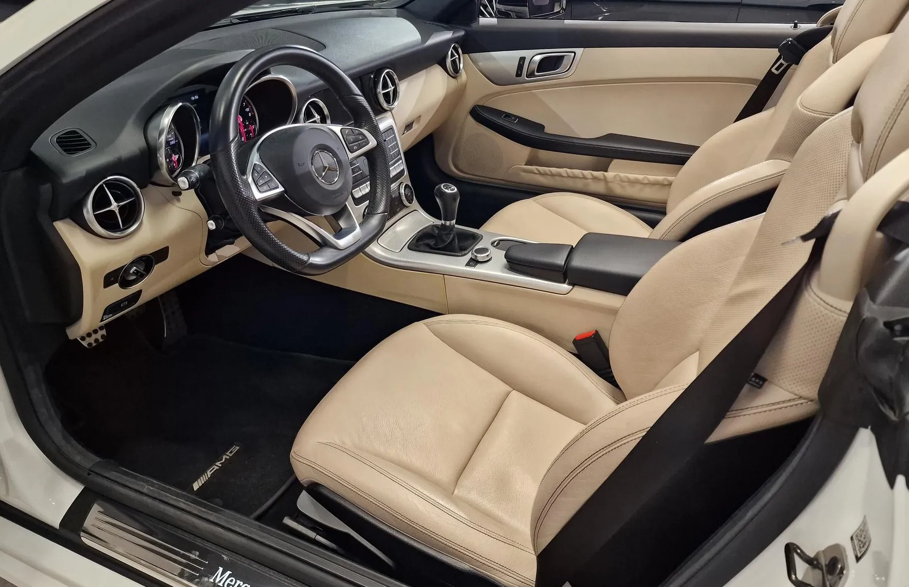 Zunanja slika - Mercedes-Benz SLC-Razred - SLC 180 - 11