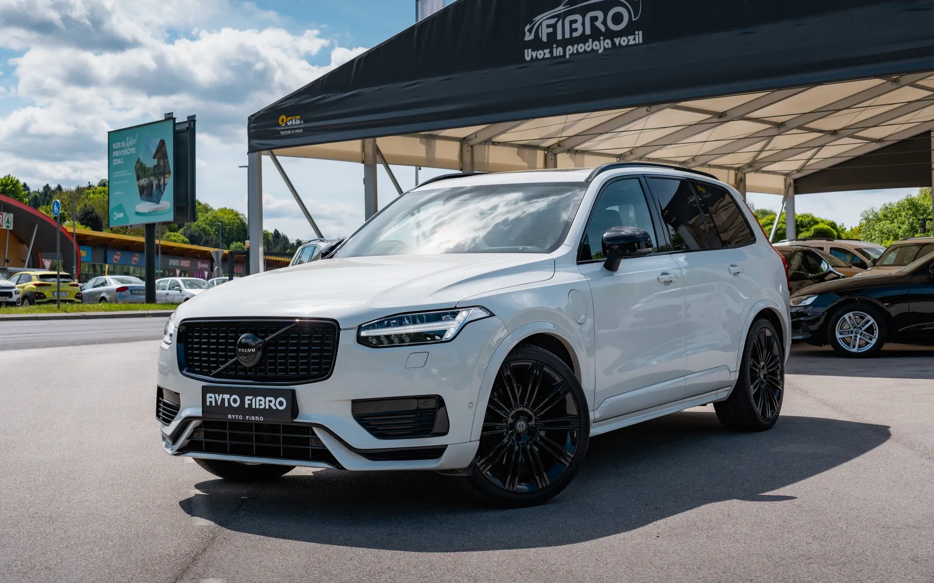 Zunanja slika - Volvo XC90 - T8 Recharge AWD R-Design Avt. - 1