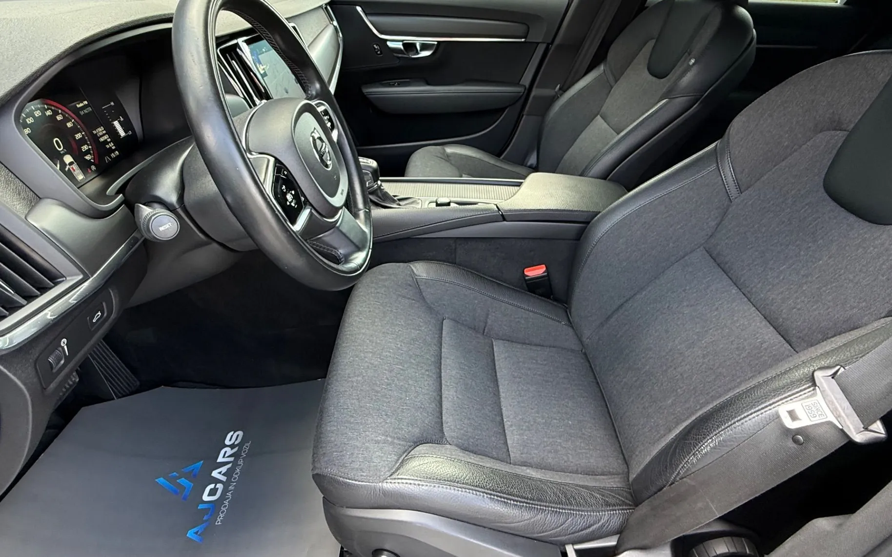 Zunanja slika - Volvo V90 - D3 A AWD Kinetic-Virtual-Full led-Velik servis... - 9