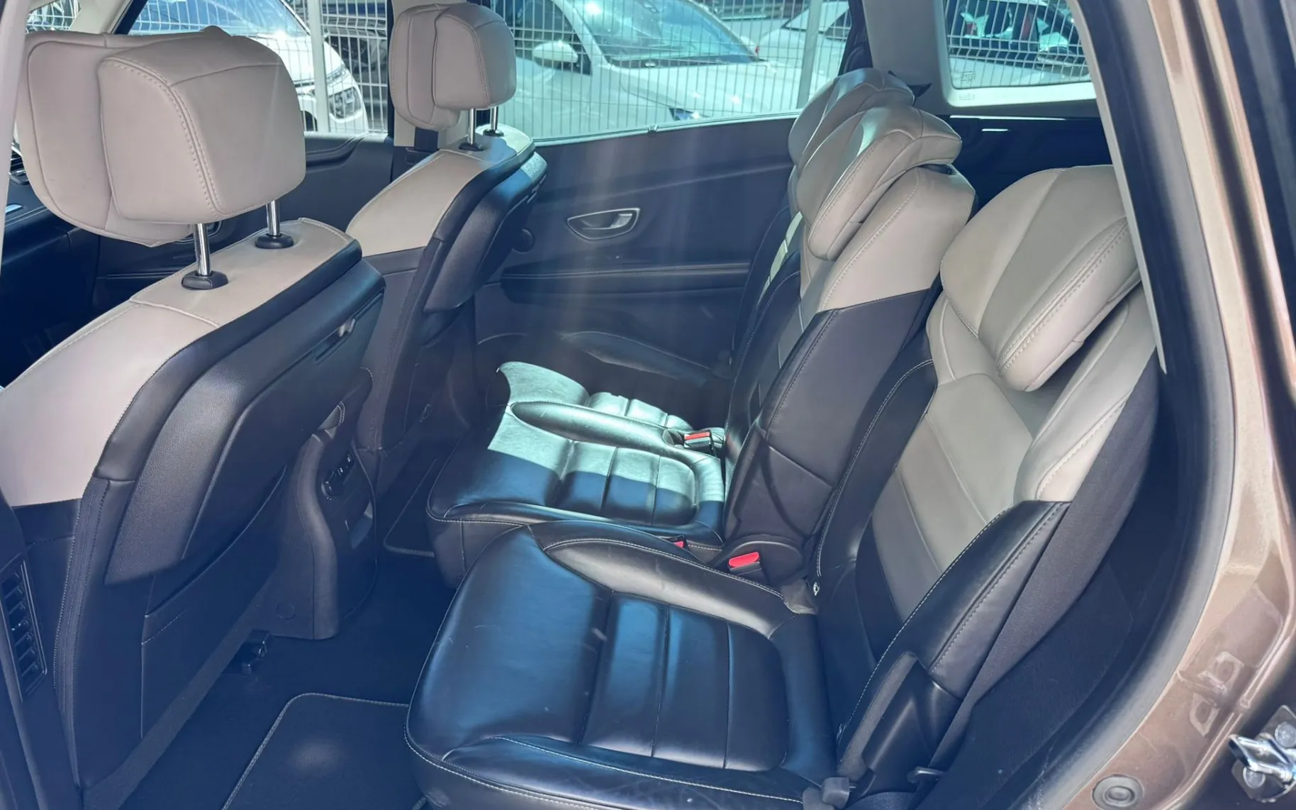 Zunanja slika - Renault Grand Scenic - Scénic 1.6 dCi 160 Energy INITIALE PARIS - EDC - 13