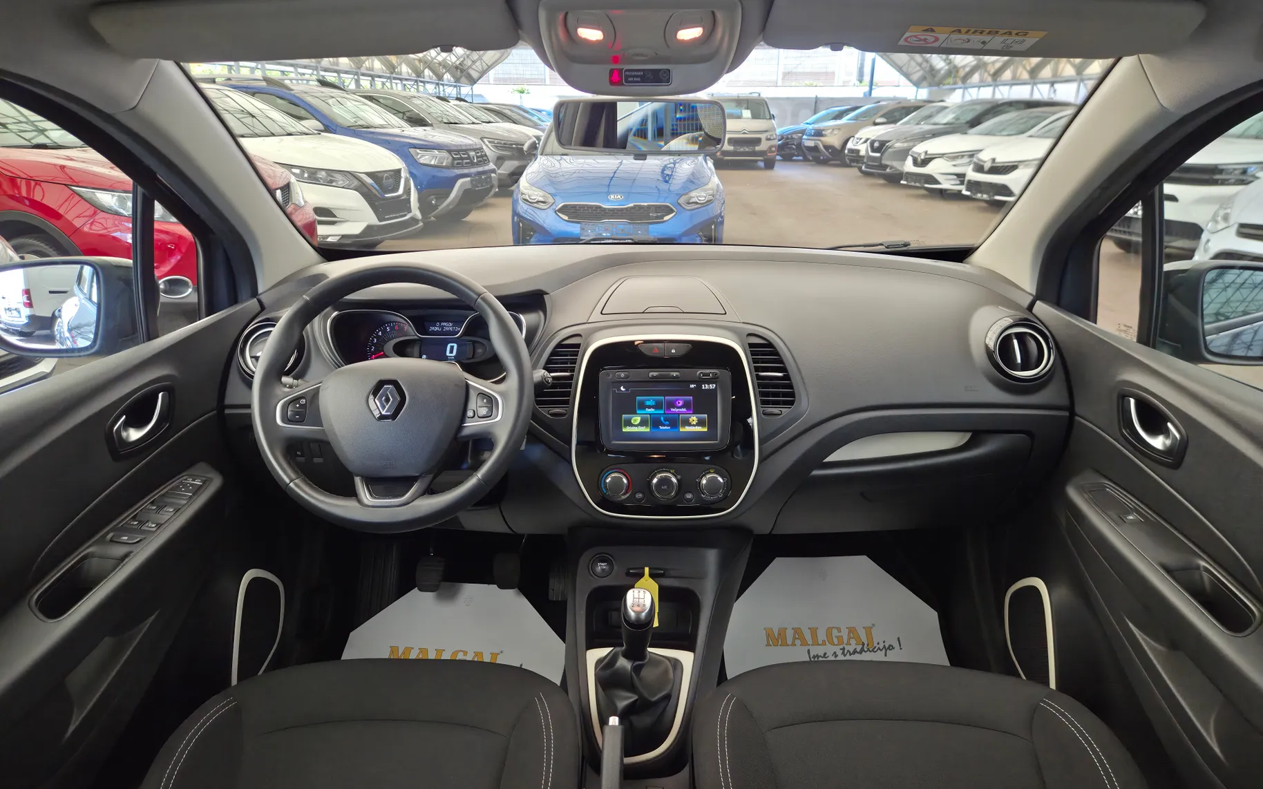 Zunanja slika - Renault Captur - Limited TCe 90 1.LASTNIK SLO.POREKLO - 14