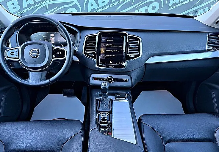 Zunanja slika - Volvo XC90 - D5 AWD Momentum Geartronic+4X4+LED+USNJE+VIRTUAL - 9