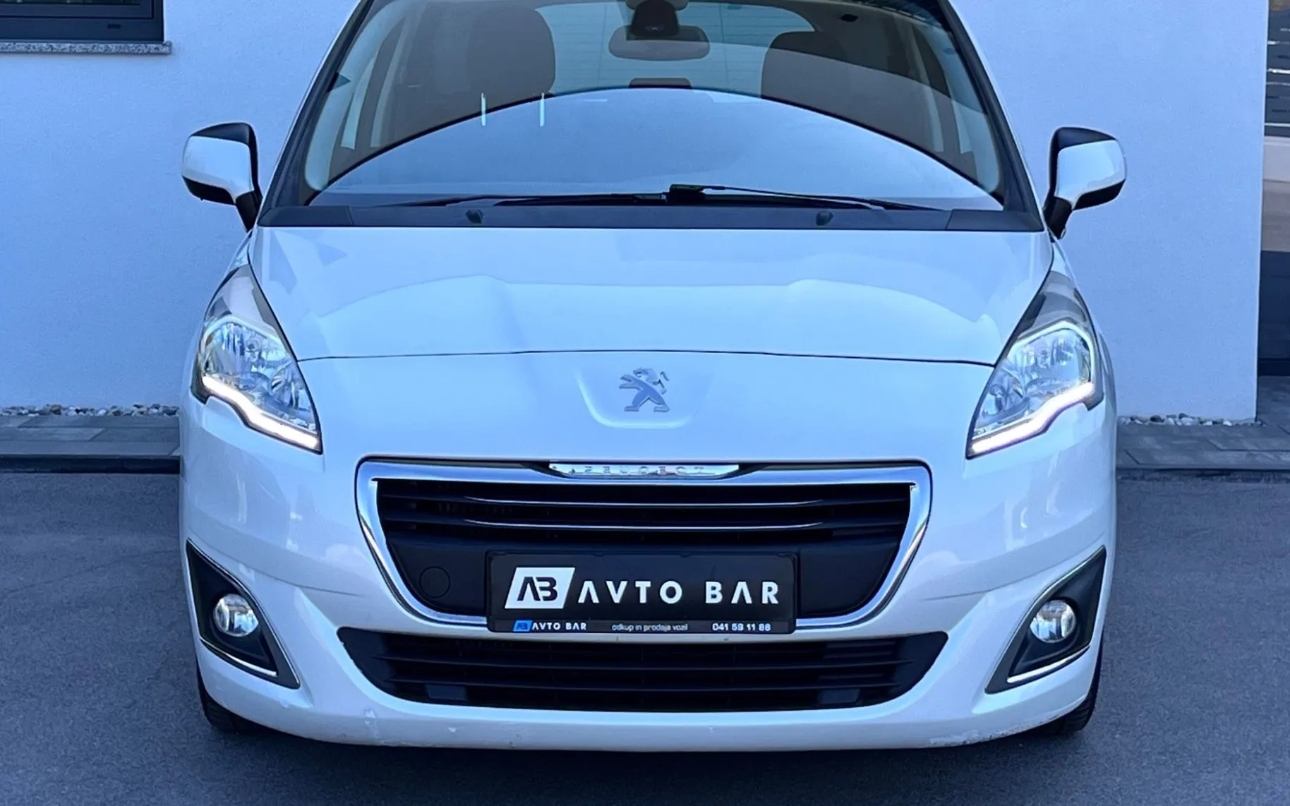 Zunanja slika - Peugeot 5008 - 1.6 HDi Style+PANORAMA+ALU+LED+TEMP - 2