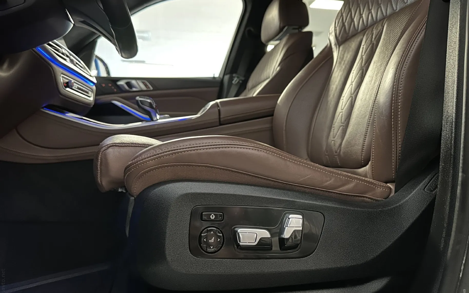 Notranja slika - BMW serija X5: - xD40d|M|Laser|Zračno|ACC|360K|Masaža|Crystal|Hlaj| - 8