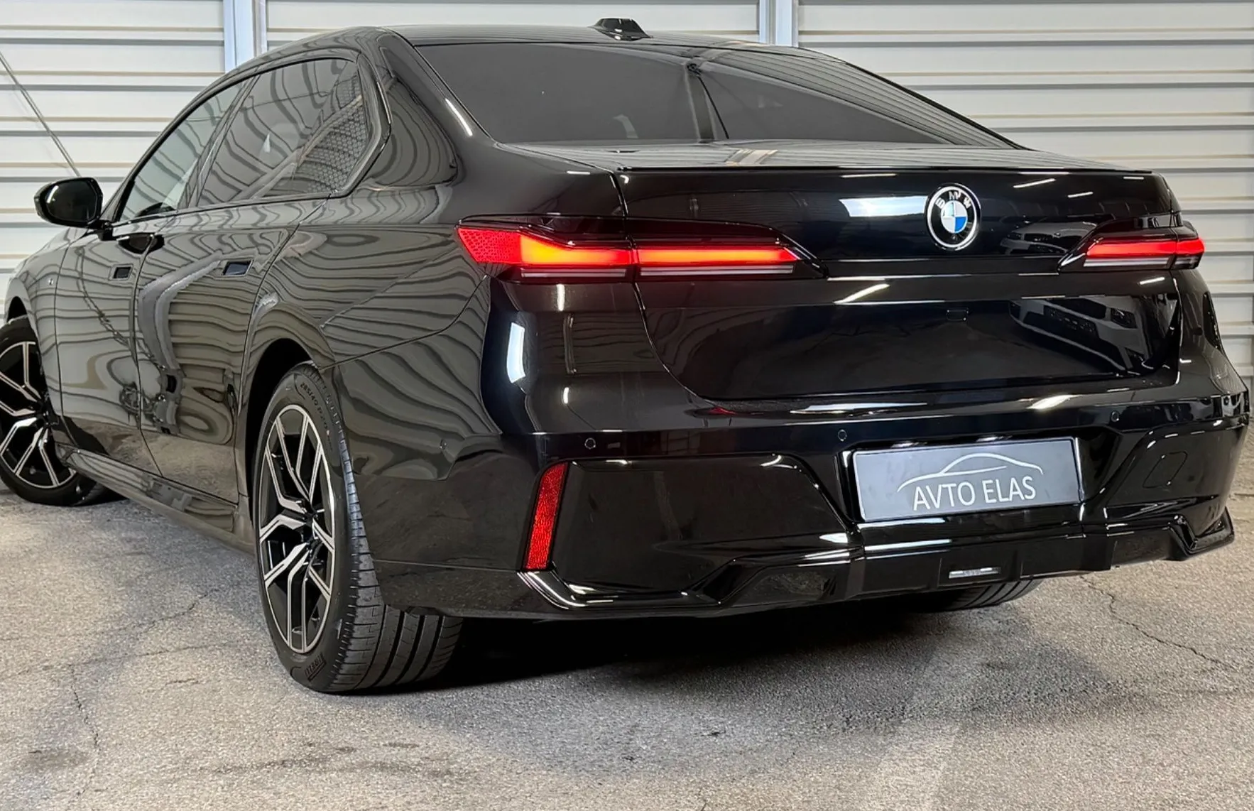 Zunanja slika - BMW Serija 7 - : 740XD - M PRO - TV - ZRAČNO - B W - MASAŽA ... - 4