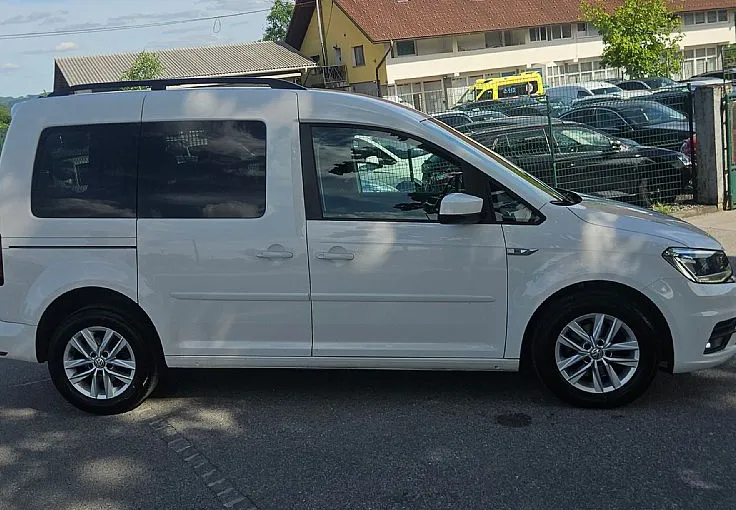 Zunanja slika - VW Caddy - 2.0 TDI 102ks °1.LASTNIK° °LED° °NAVIGACIJA° - 4