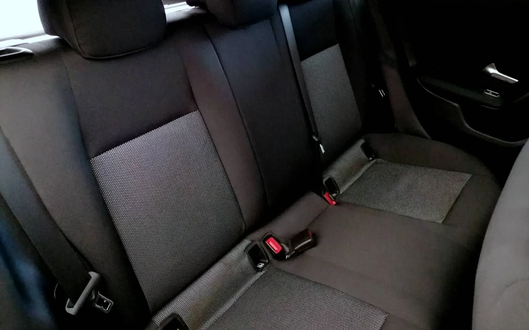 Notranja slika - Mercedes-Benz CLA Shooting Brake - CLA 180 Shooting Brake 1.LASTNIK SAMO 81000KM-TO - 8