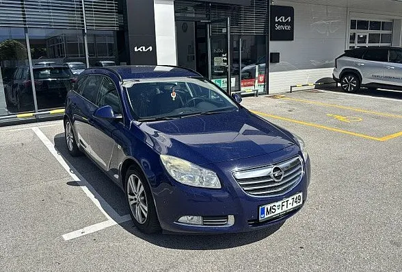 Zunanja slika - Opel Insignia - SportsTourer 2.0CDTI Cosmo.navigacija.gret.sedezev - 1