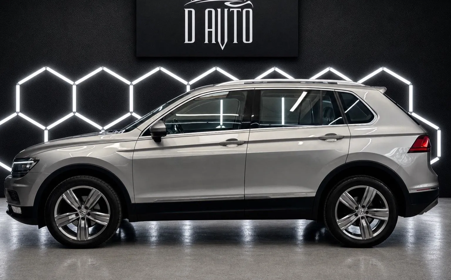 Zunanja slika - Volkswagen Tiguan - 4motion 2.0 TDI BMT Highline DSG+LED+ACC+KLJUKA - 4