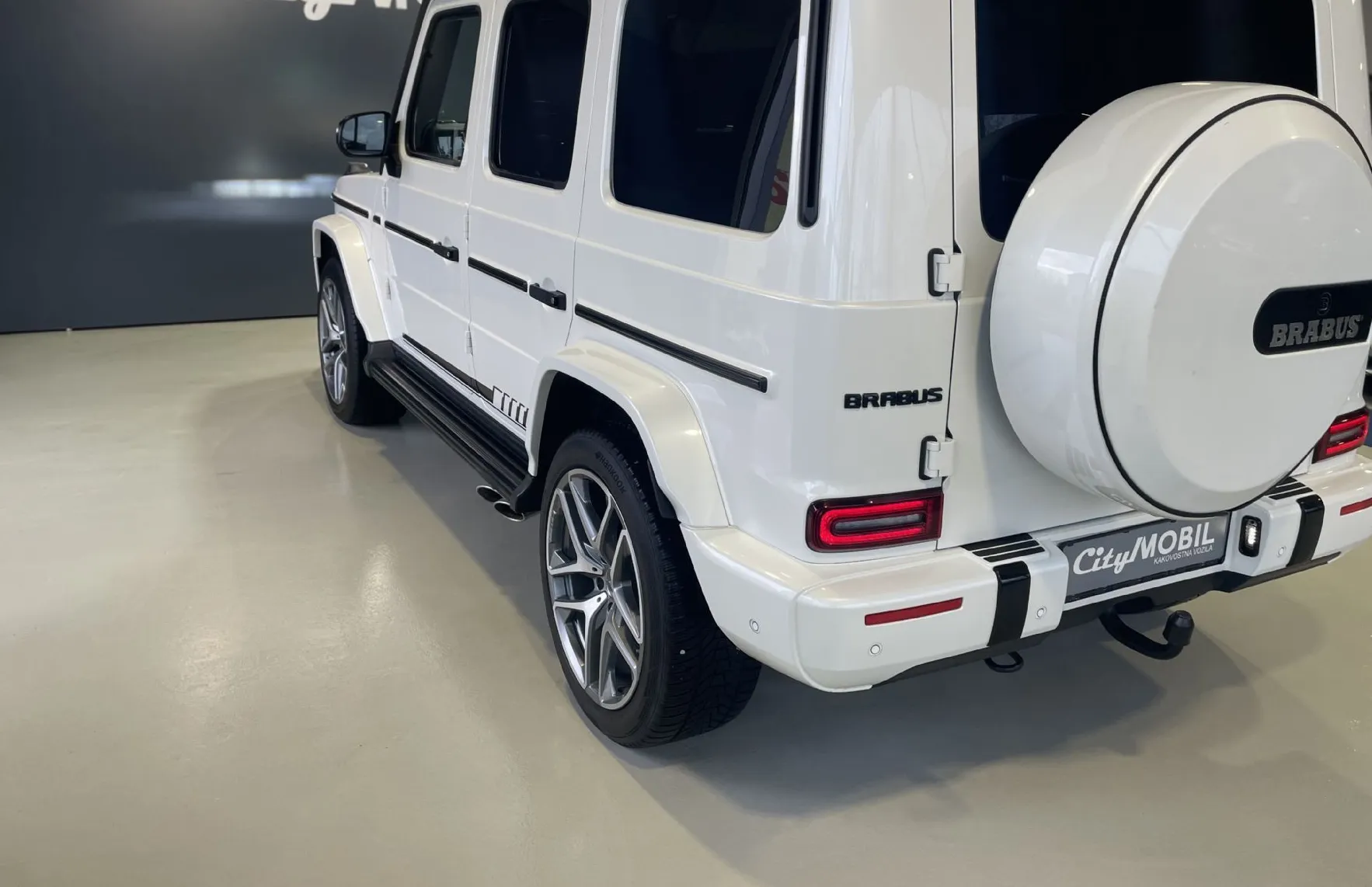 Zunanja slika - Mercedes-Benz G-Razred - G63-AMG-HEADUP-VIRTUAL-NAVI-PANO-HLAJ.SED-KLJUKA - 9