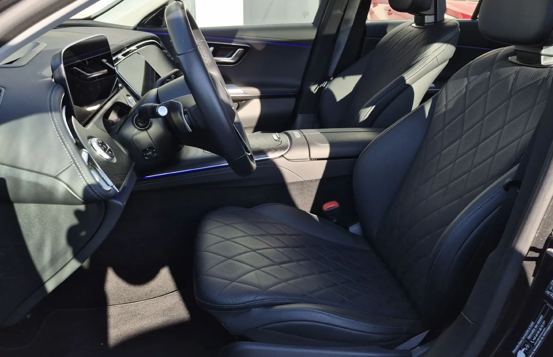 Zunanja slika - Mercedes-Benz E-Razred - 220 d 4MATIC Exclusive - 10