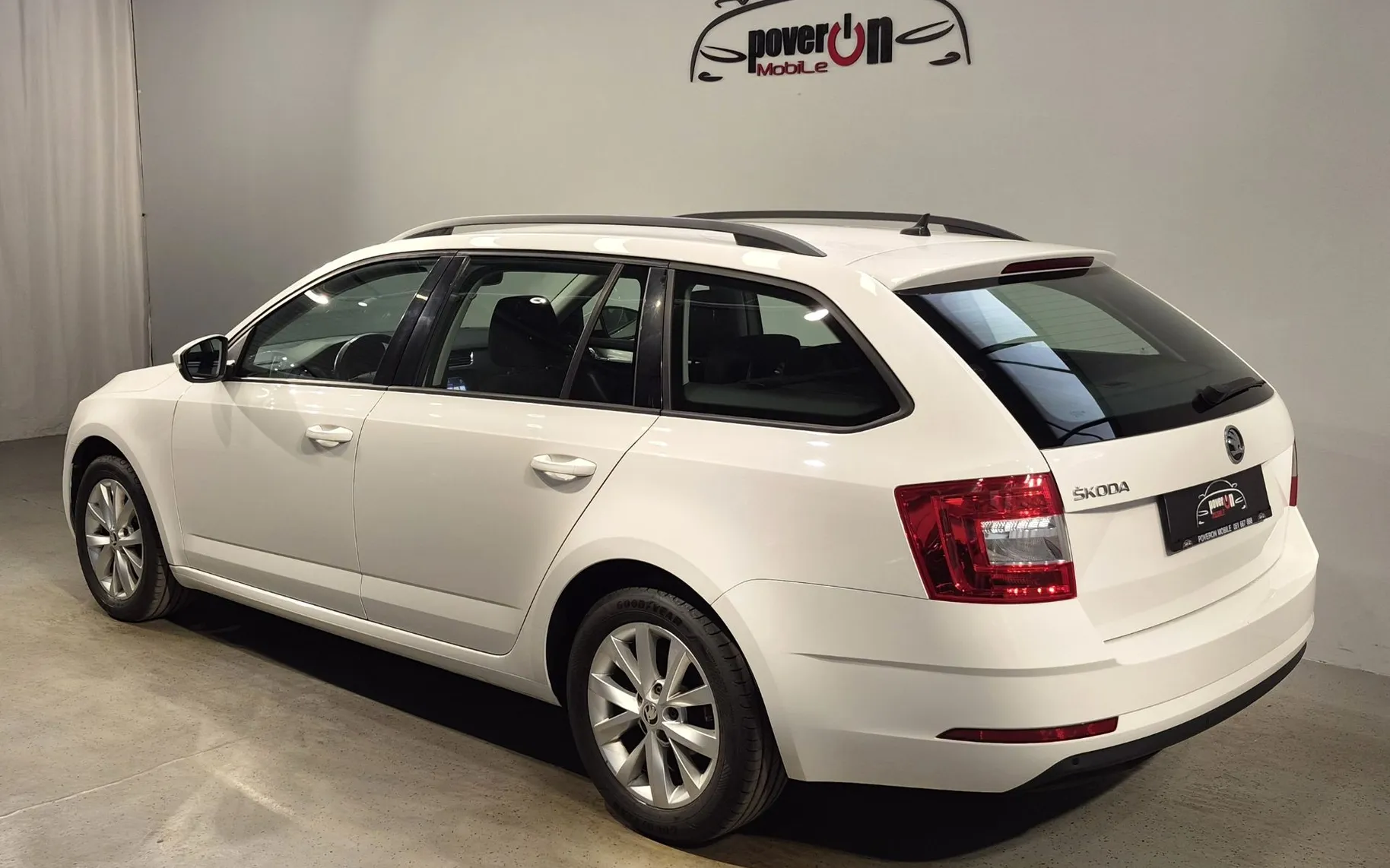 Zunanja slika - Škoda Octavia - Combi 1,6 TDI Ambition - 3