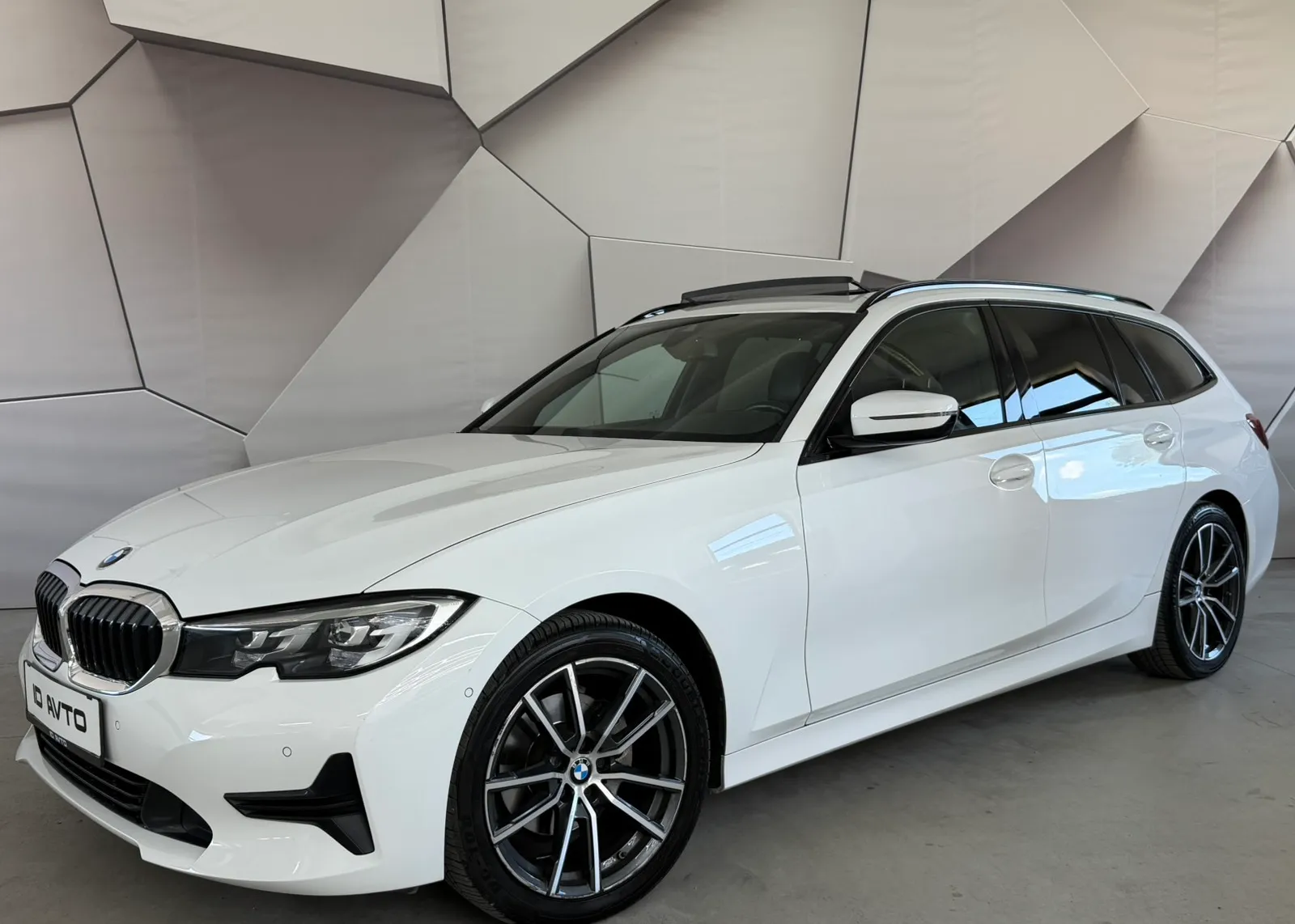 Zunanja slika - BMW Serija 3 - 320d xDrive Touring Avt. - 2