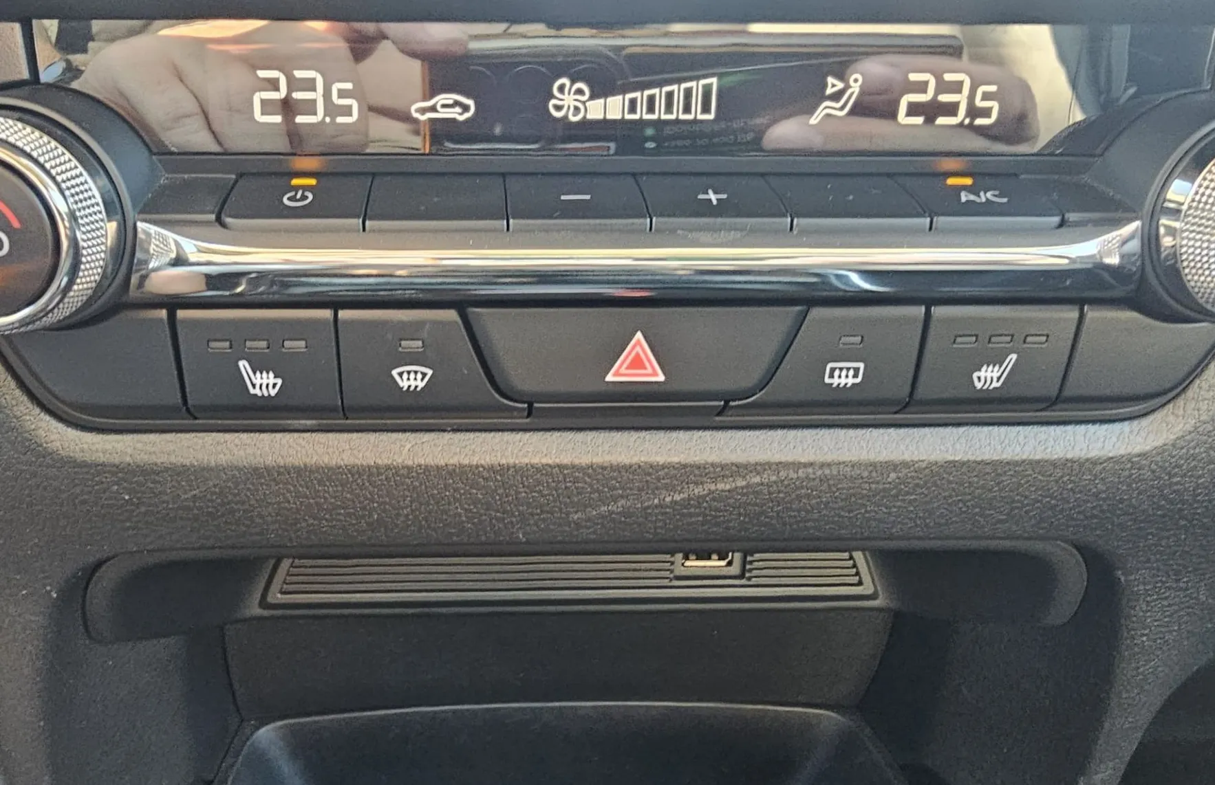 Zunanja slika - Mazda CX-30 - X180 4x4 AT GTplus|fulLED|ACC|usnje|NAVI|panorama - 14