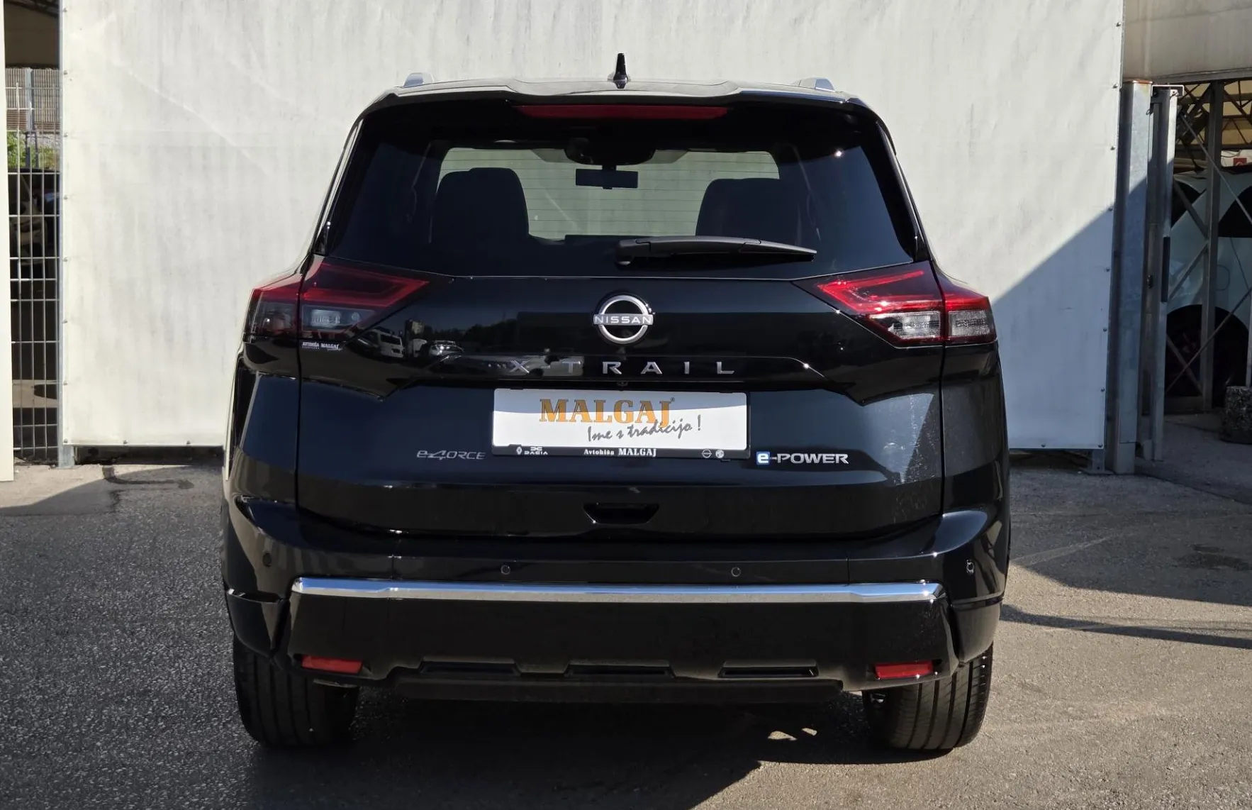 Zunanja slika - Nissan X-Trail - Nissan  Tekna+ e-POWER 213 4WD e-4orce - 6