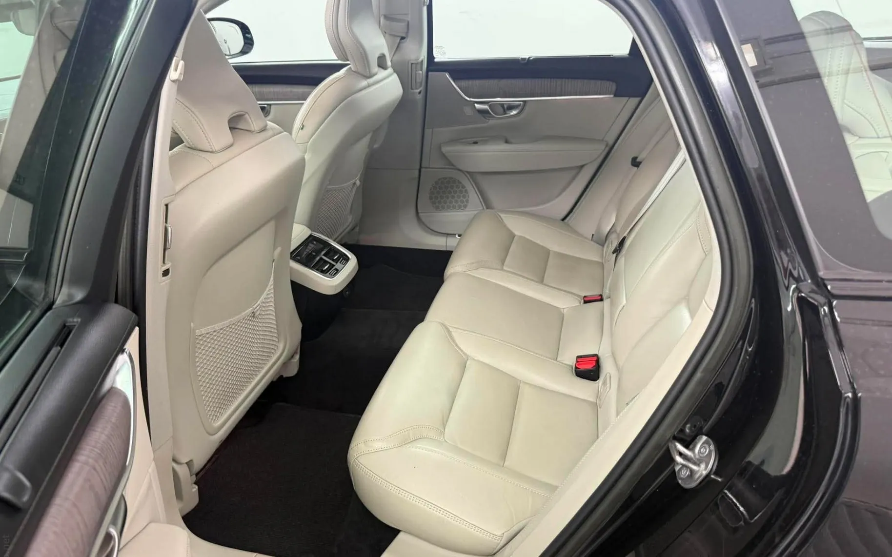 Zunanja slika - Volvo V90 - 2.0 DIZEL 145 KW.PANORAMA.KAMERA.LED.ACC.USNJE.4X4 - 8