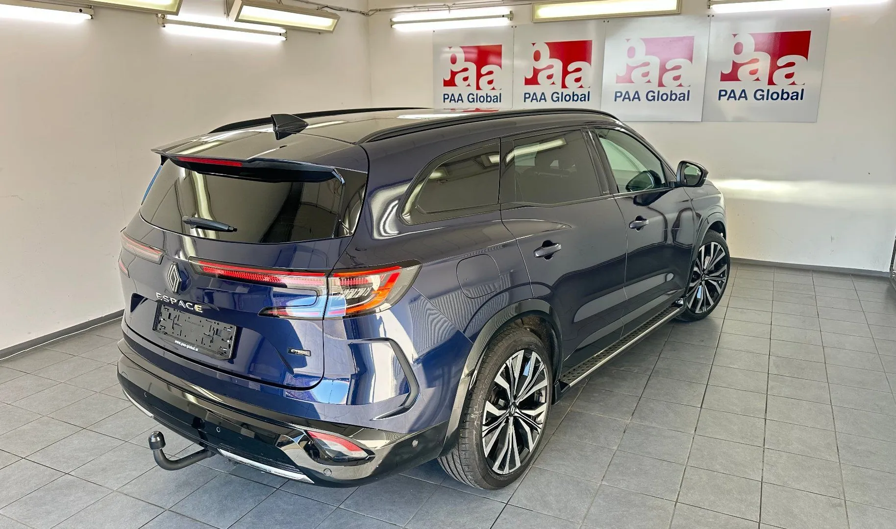 Zunanja slika - Renault Espace - E-Tech full hybrid 200 Iconic.USNJE.KAMERA.7 SEDEŽ - 2