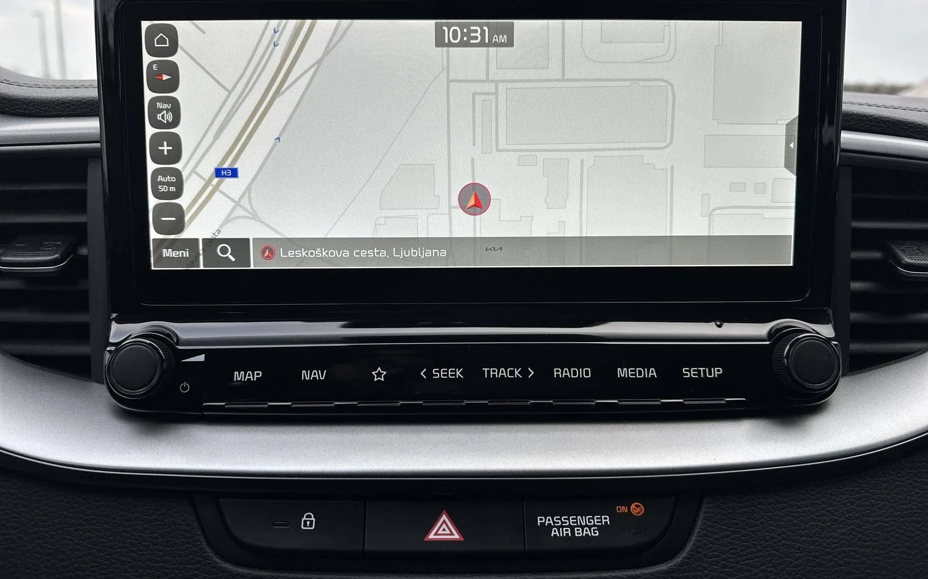 Notranja slika - KIA XCeed - 1.6 T-GDi LX SMART ISG.7DCT - 18