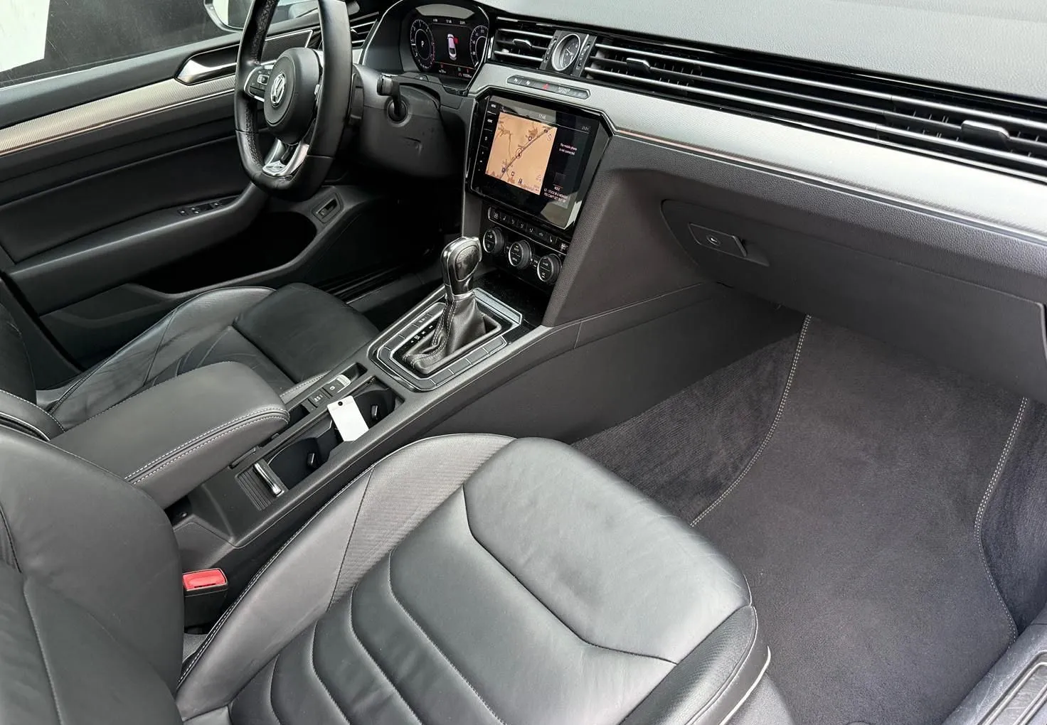 Zunanja slika - Volkswagen Arteon - 2.0 TDI BMT R-Line DSG-PANORAMA-VIRTUAL-FULL LED.. - 10