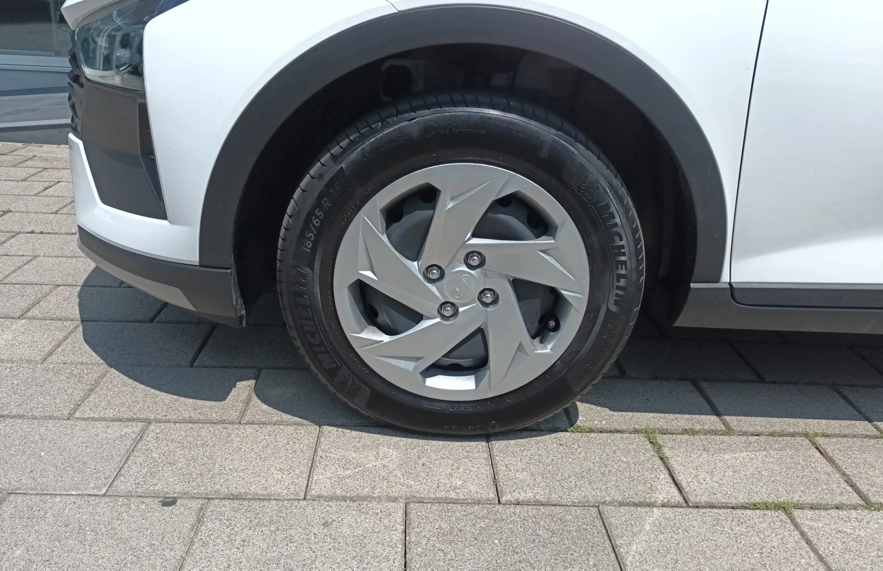 Zunanja slika - Hyundai Bayon - 1.2 MPI COMFORT.WINTER.RG - 3