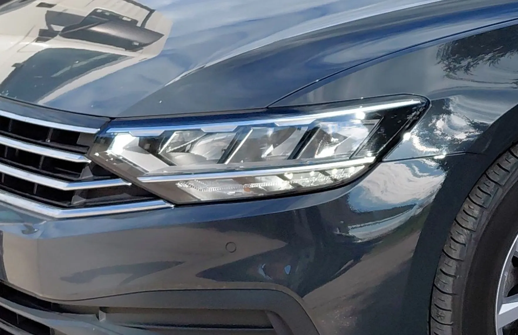 Zunanja slika - VW Passat - Variant 2.0 TDI  Business DSG Kamera - LED - Navi - 5