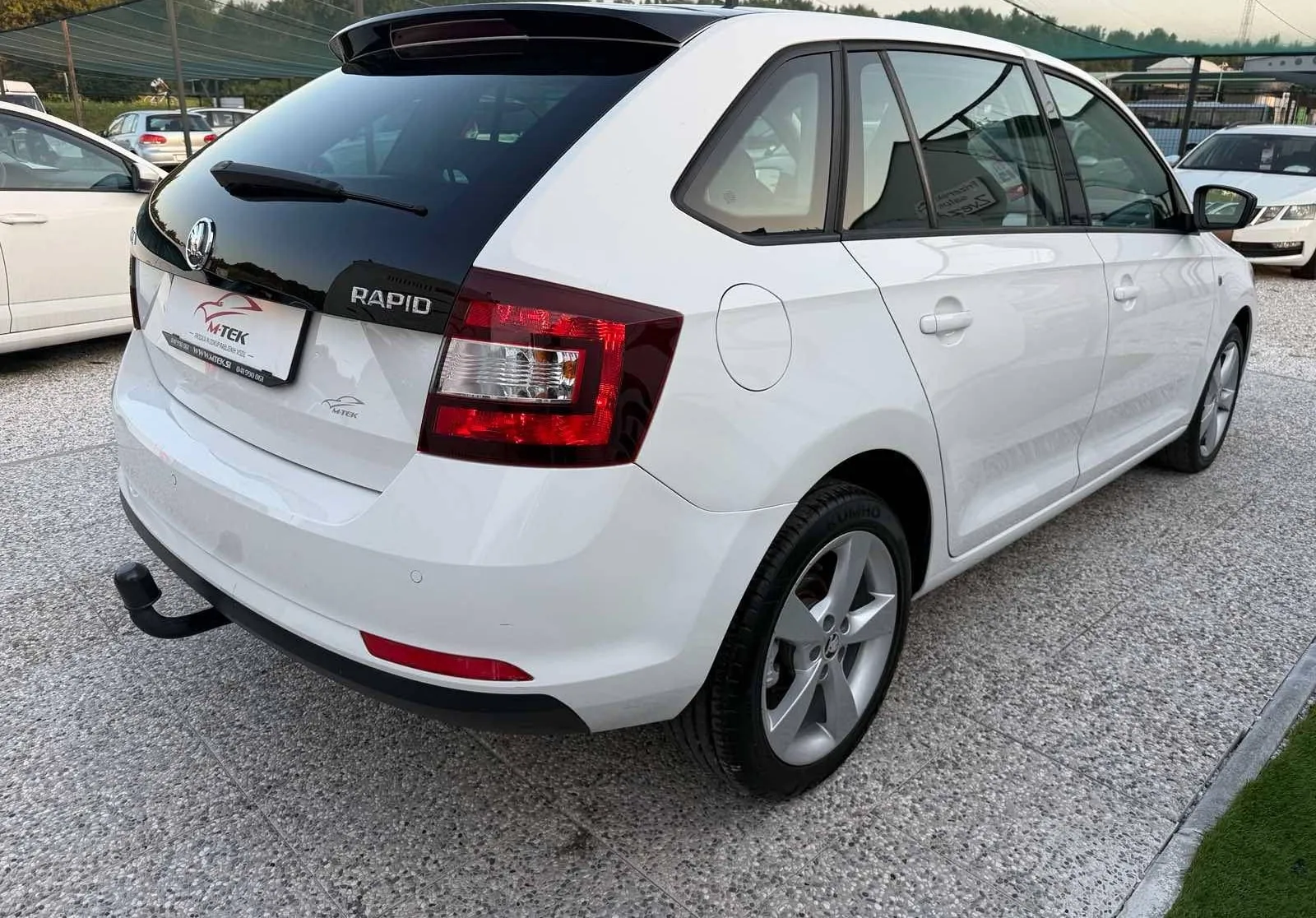 Zunanja slika - Škoda Rapid - 1.6 TDI  Elegance PANORAMA - 5