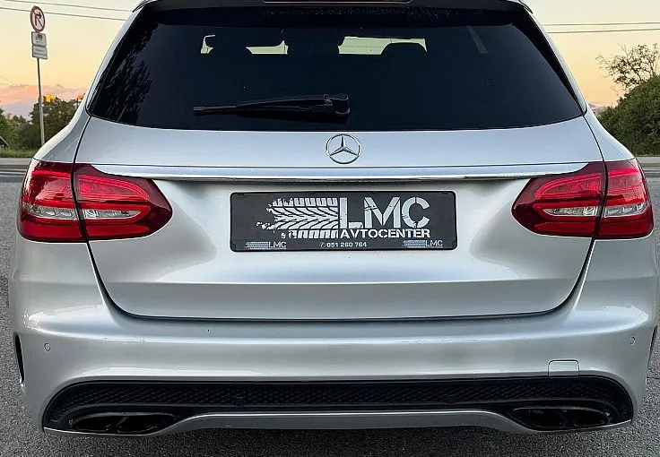 Zunanja slika - Mercedes-Benz C-Razred - C43 AMG 367ks °PANORAMA° °KAMERA° °19-COL° - 5