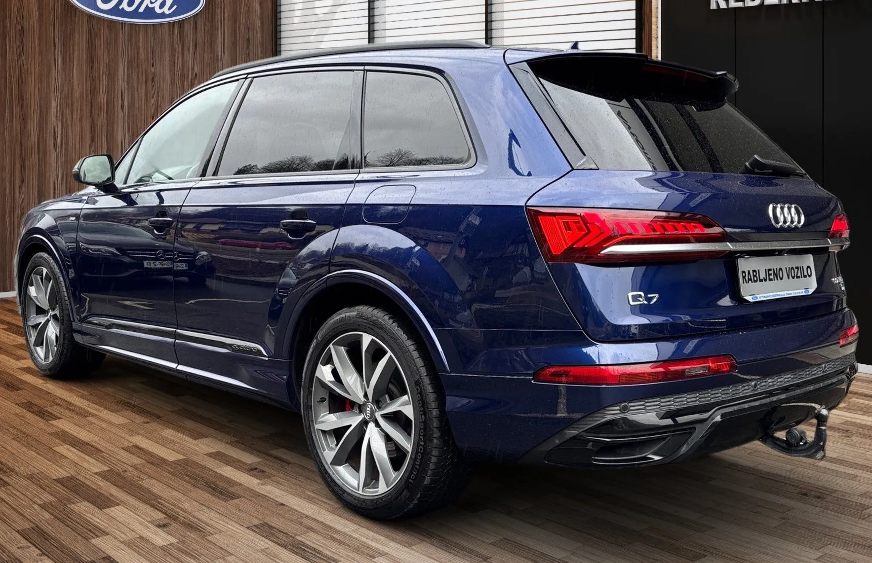 Zunanja slika - Audi Q7 - 60 TFSI e QUATTRO 3.0 V6 456 PS 3XS-Line-SOH 97.2 - 5