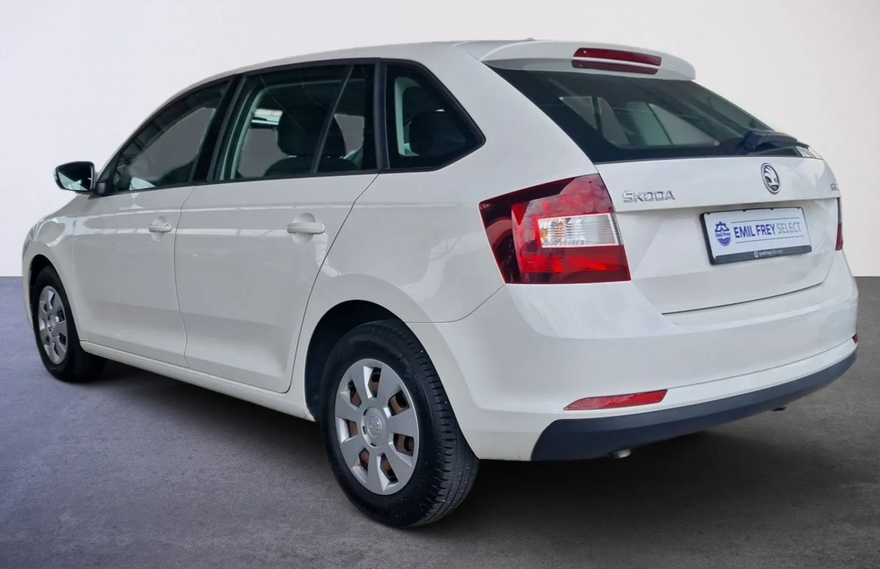 Zunanja slika - Škoda Rapid - Spaceback 1.0 TSI Active - 4