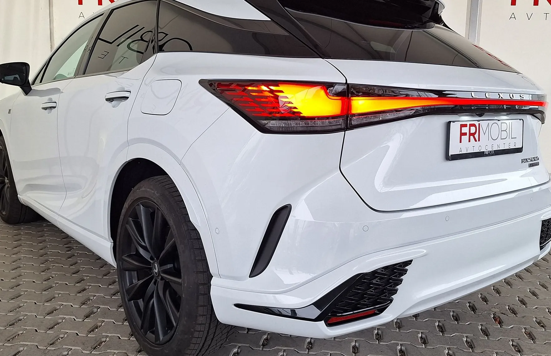 Zunanja slika - Lexus RX - 500h HEV Aut. F Sport Mark Levinson - 4