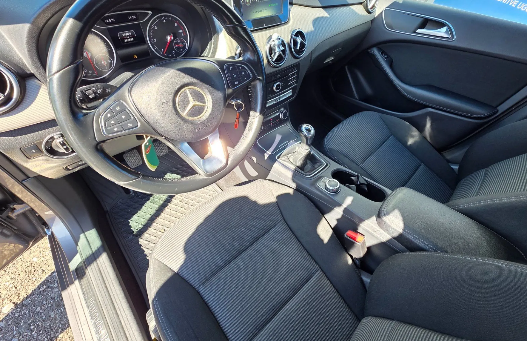 Zunanja slika - Mercedes-Benz B-Razred - B 180 d BlueEFFICIENCY LED - SLOVENSKO POREKLO - 7