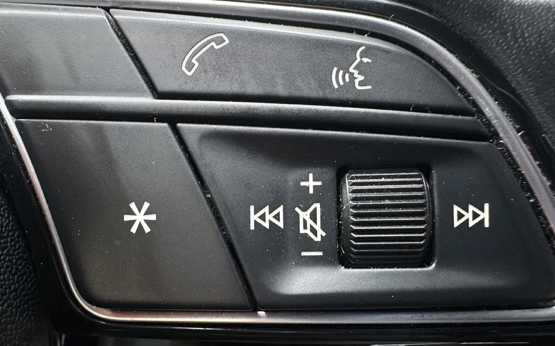 Zunanja slika - Audi A3 - 40 TFSI e Business Stronic 150kW.KAMERA.LED.BENCIN - 14