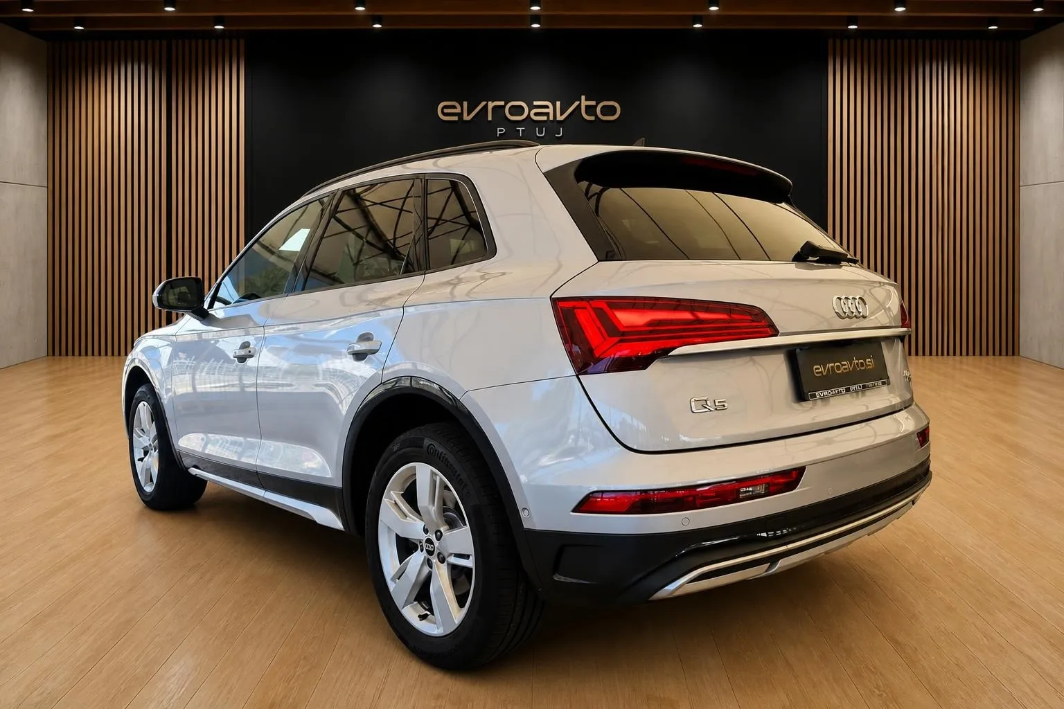Zunanja slika - Audi Q5 - quattro 40 TDI S tronic•Notranji S-line•Radar.temp - 3