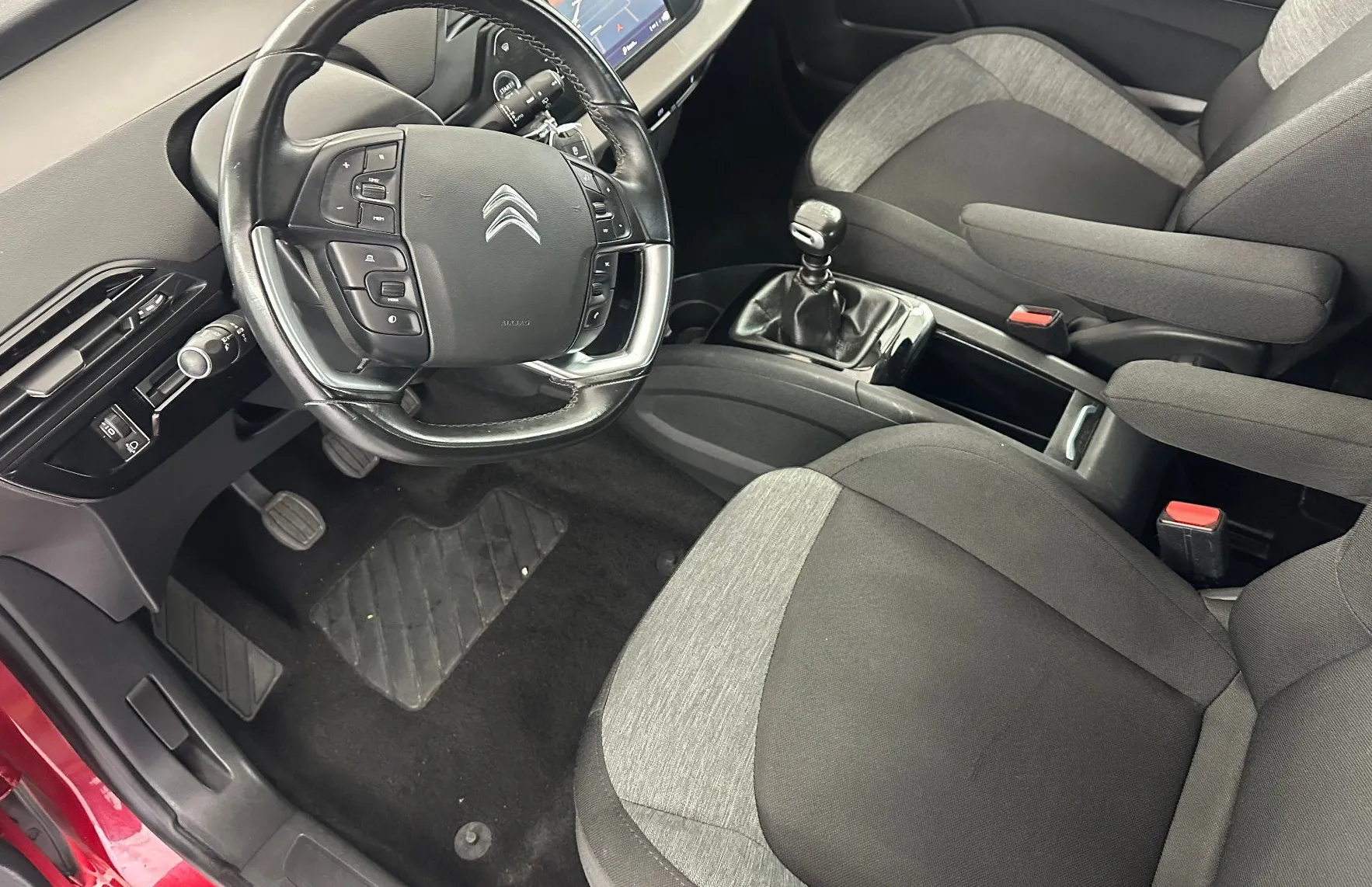 Zunanja slika - Citroën C4 Grand SpaceTourer - Feel BlueHDi 130.KAMERA.NAVI.LED.ACC.7 SEDEŽ - 3