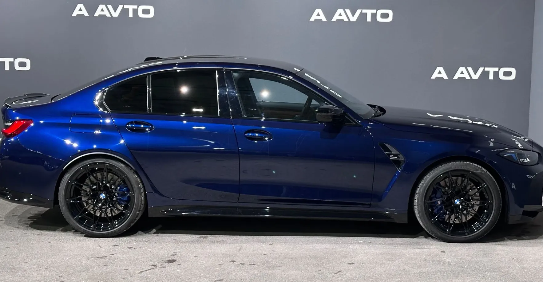 Zunanja slika - BMW M3 - xDrive Competition Avt.-KARBON-H K-GRET+HLAJ SEDEŽ - 3