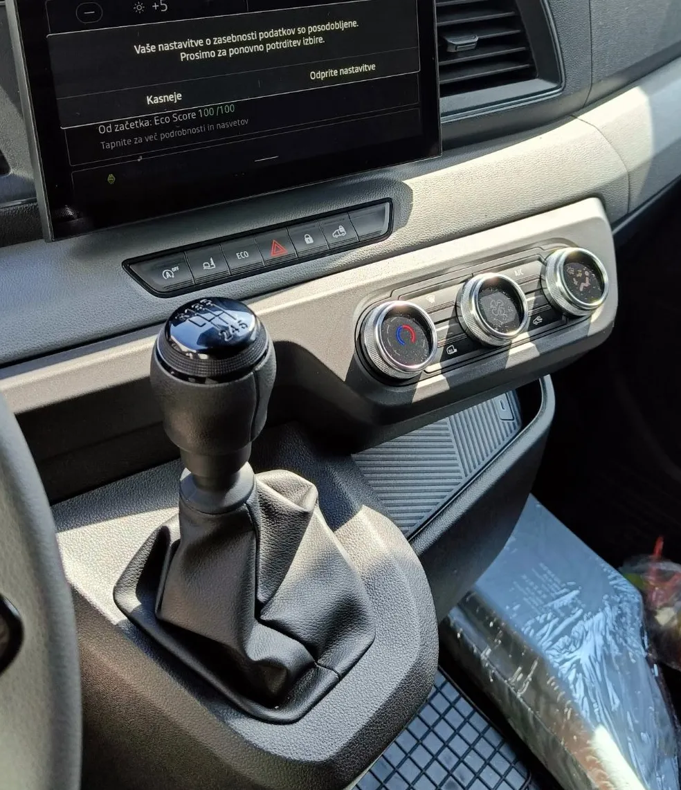 Zunanja slika - Renault Master - L3H3P3 150 dCi - 10