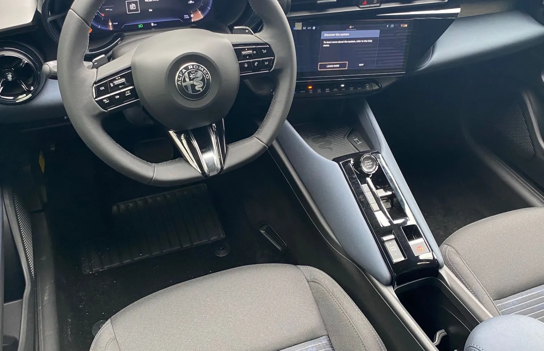 Zunanja slika - Alfa Romeo Junior - 1.2 E-DCT6 MHEV 136KM CORE - 9