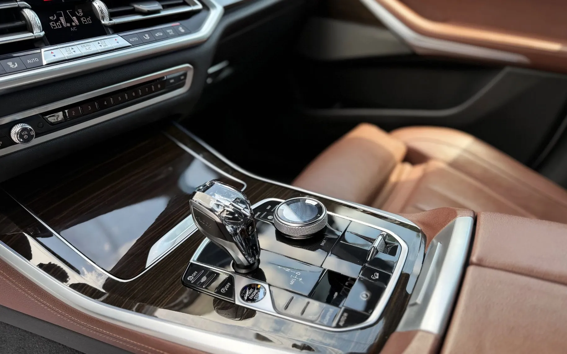 Zunanja slika - BMW X5 - serija : xDrive30d M-SPORT SLO FULL LED ZRAČNO ACC ALU21 - 16