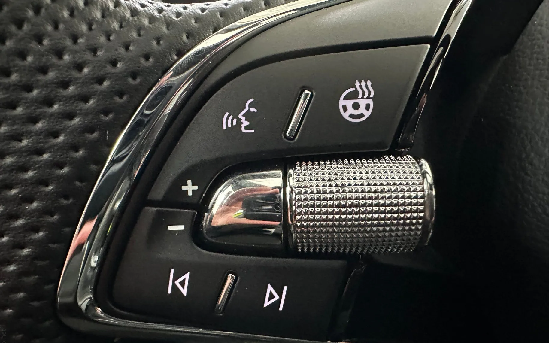 Zunanja slika - Škoda Enyaq - RS 220 KW.KAMERA.ACC.4X4.NAVI.LED.KLJUKA.45.000 KM - 10