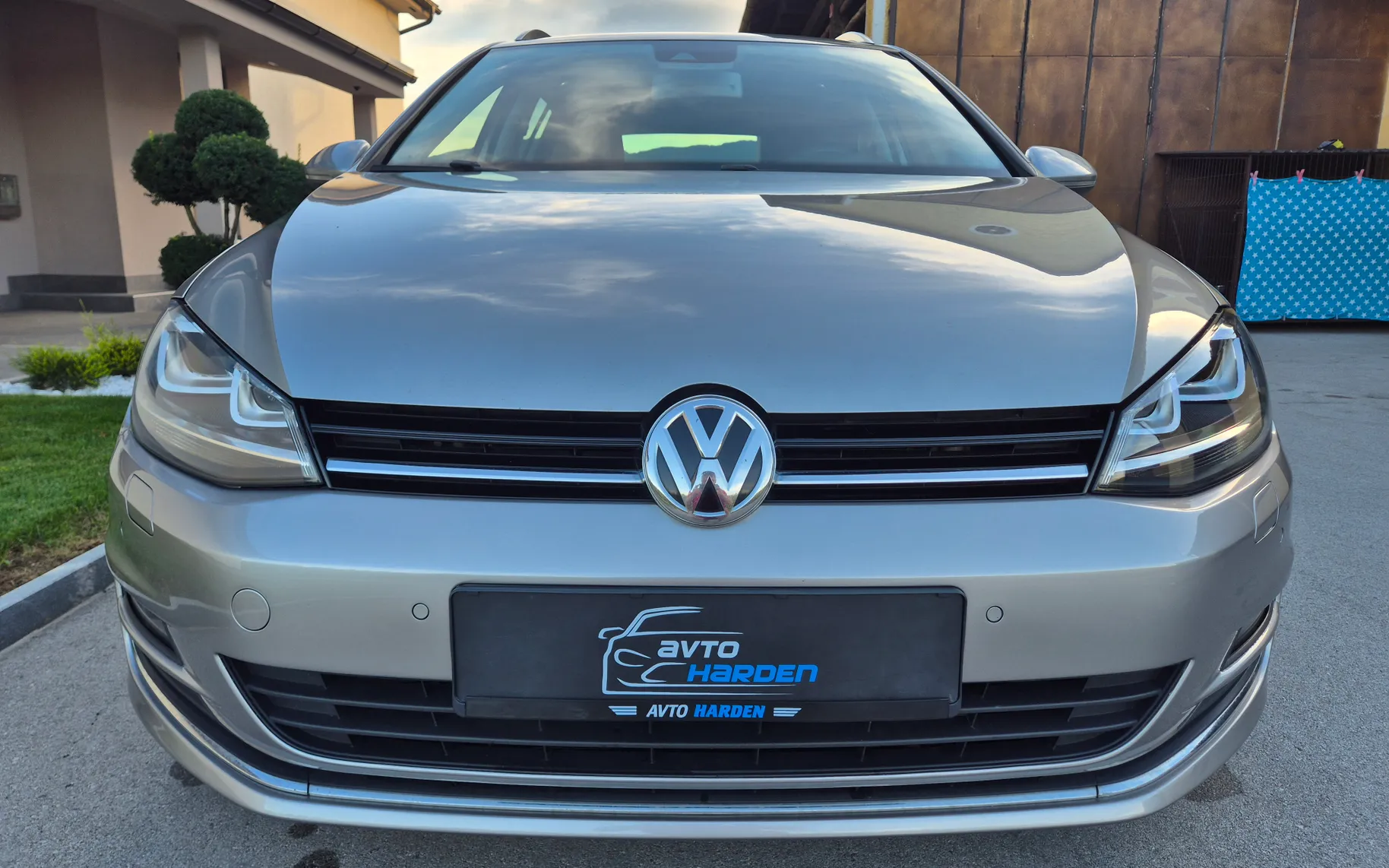 Zunanja slika - Volkswagen Golf - 4motion 2.0 TDI BMT Highline - 6